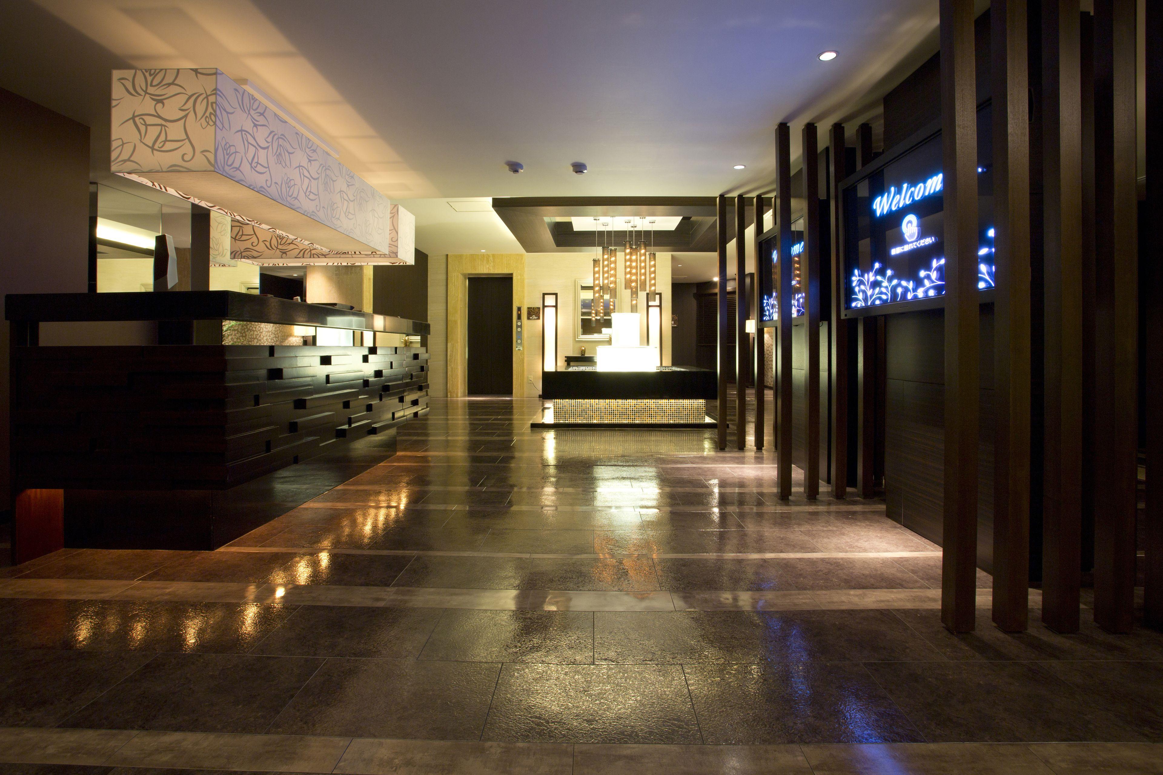 Hotel And Spa Lotus Modern (Adults Only) — Photos 1